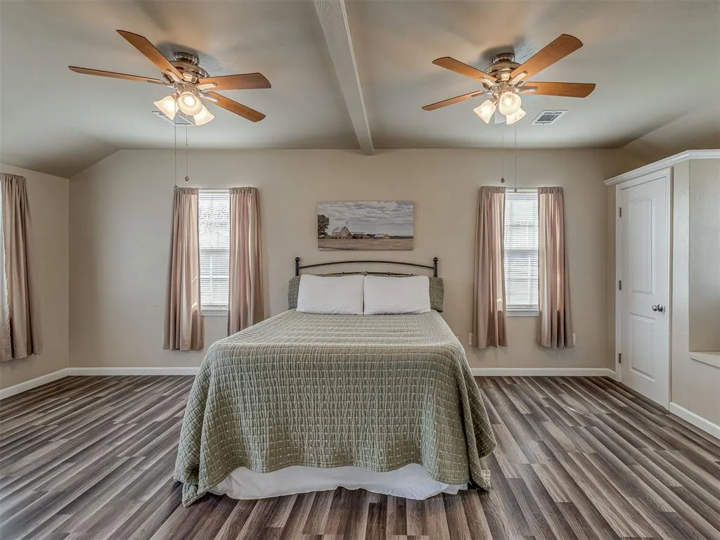 Photo 14 — 324 N Oak Street, Crescent, OK 73028