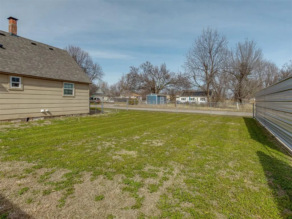 Photo 26 — 324 N Oak Street, Crescent, OK 73028
