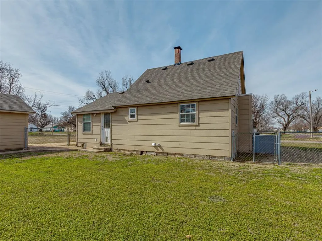 Photo 28 — 324 N Oak Street, Crescent, OK 73028