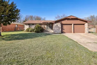 Sold home at 9209 NE 45th Street