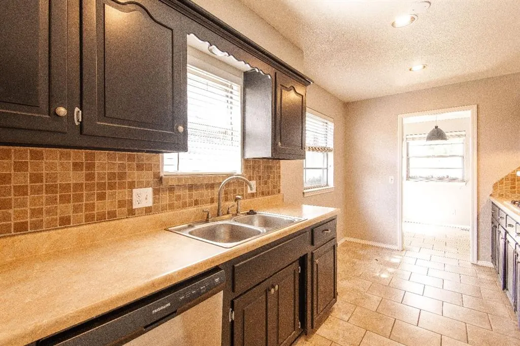Photo 17 — 205 E 30th Street, Edmond, OK 73013