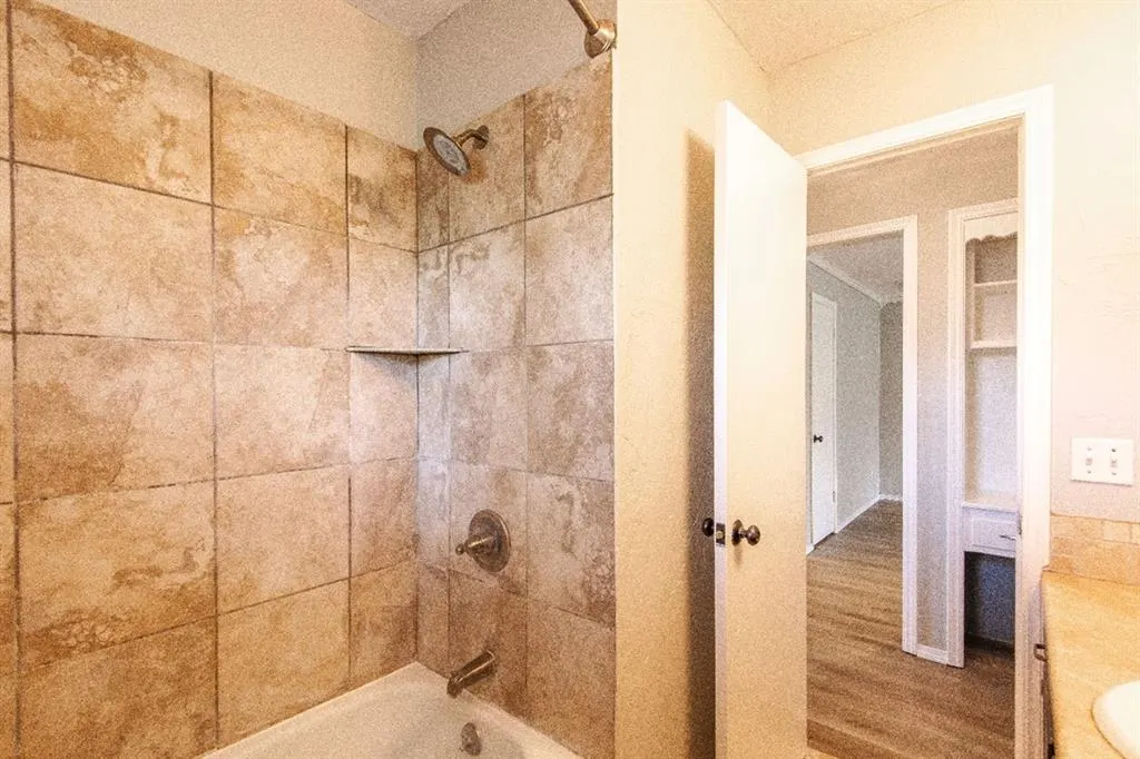 Photo 27 — 205 E 30th Street, Edmond, OK 73013