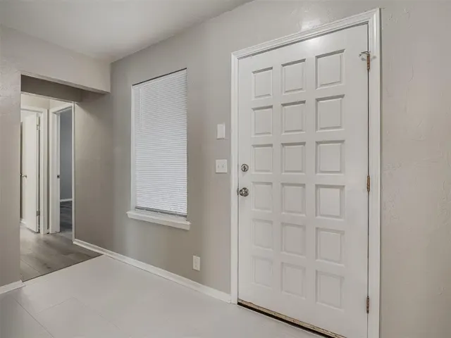 Photo 3 — 109 N Grand Fork Drive, Edmond, OK 73003