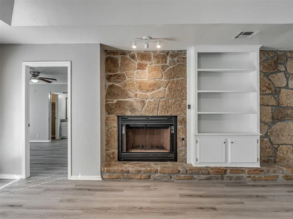 Photo 6 — 109 N Grand Fork Drive, Edmond, OK 73003