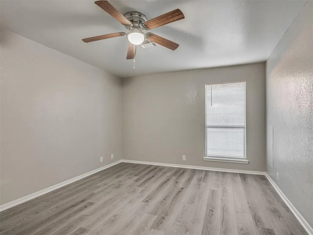 Photo 21 — 109 N Grand Fork Drive, Edmond, OK 73003