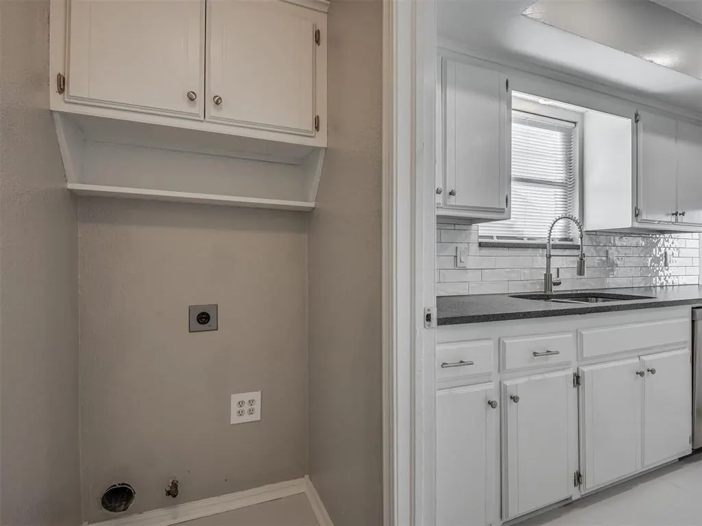 Photo 25 — 109 N Grand Fork Drive, Edmond, OK 73003