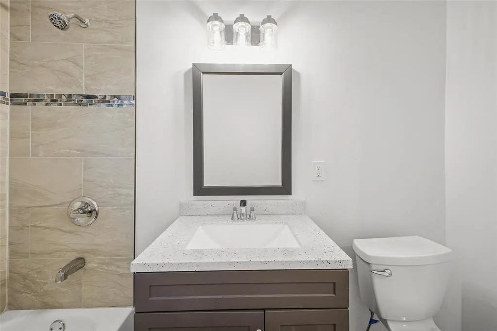 Photo 21 — 715 SE 10th Street, Oklahoma City, OK 73129
