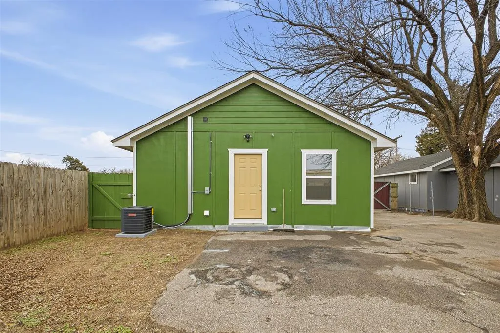 Photo 26 — 715 SE 10th Street, Oklahoma City, OK 73129