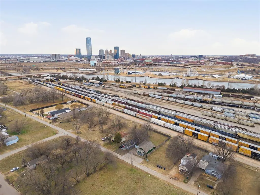 Photo 43 — 715 SE 10th Street, Oklahoma City, OK 73129