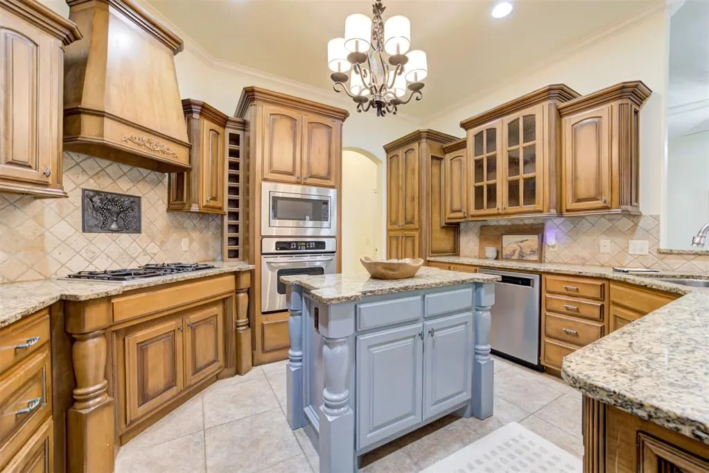 Photo 12 — 3029 Carriage Park Lane, Edmond, OK 73003