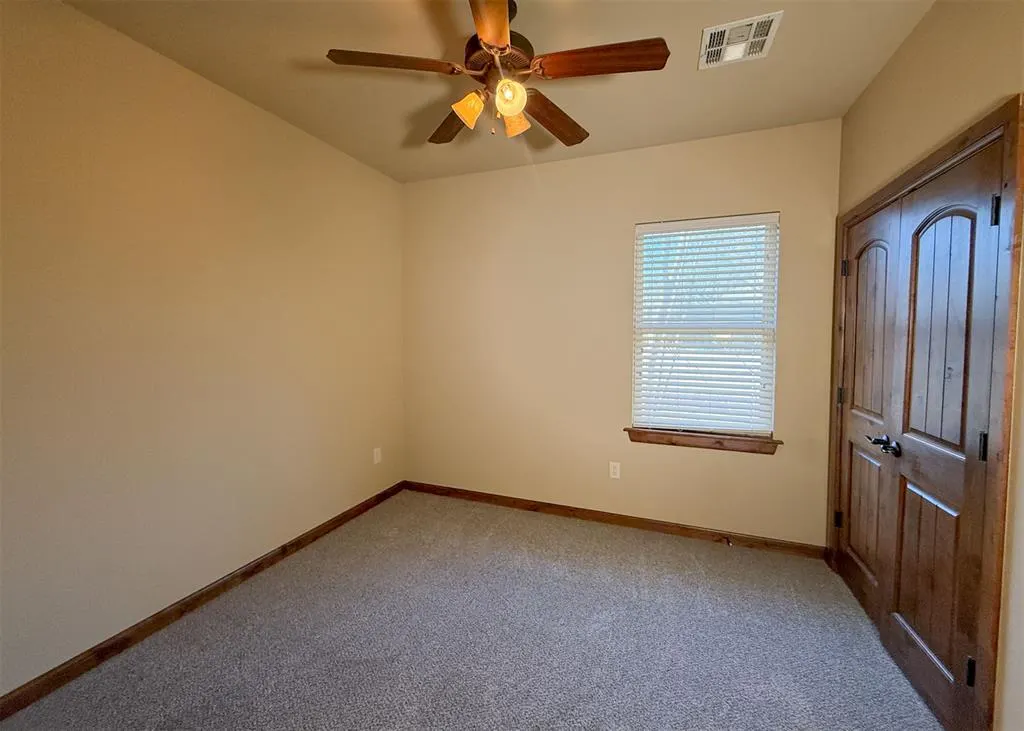 Photo 13 — 14009 Canterbury Drive, Edmond, OK 73013
