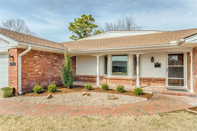 Photo 3 — 2311 Morgan Drive, Norman, OK 73069