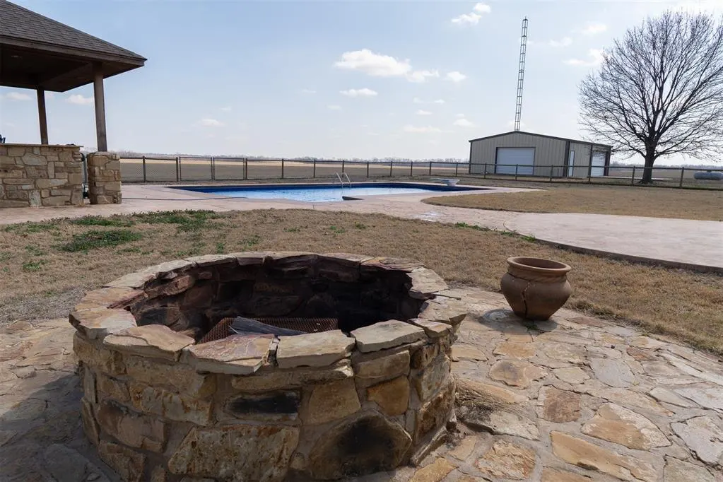 Photo 12 — 15061 N County Road 3215, Pauls Valley, OK 73075