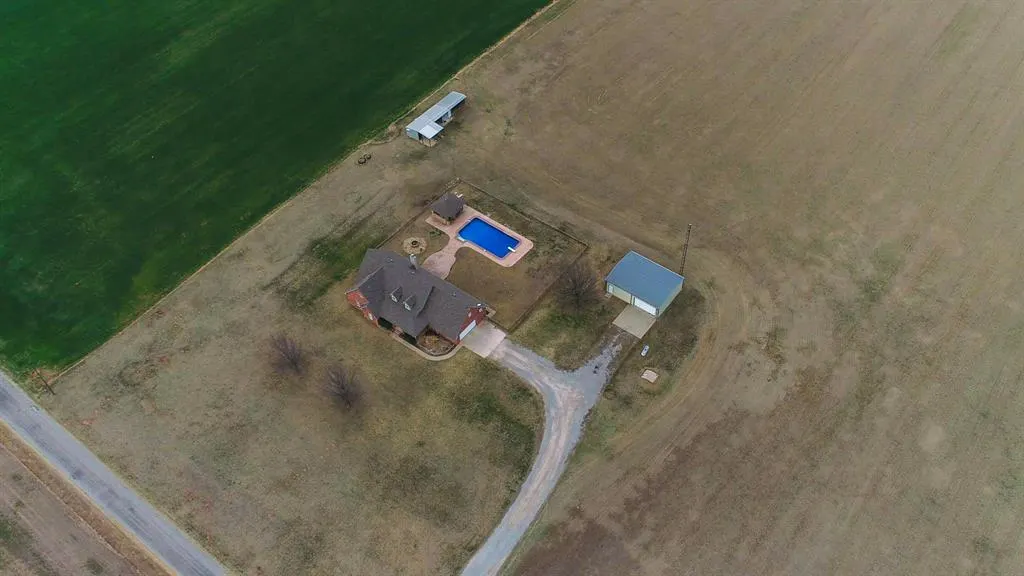 Photo 17 — 15061 N County Road 3215, Pauls Valley, OK 73075