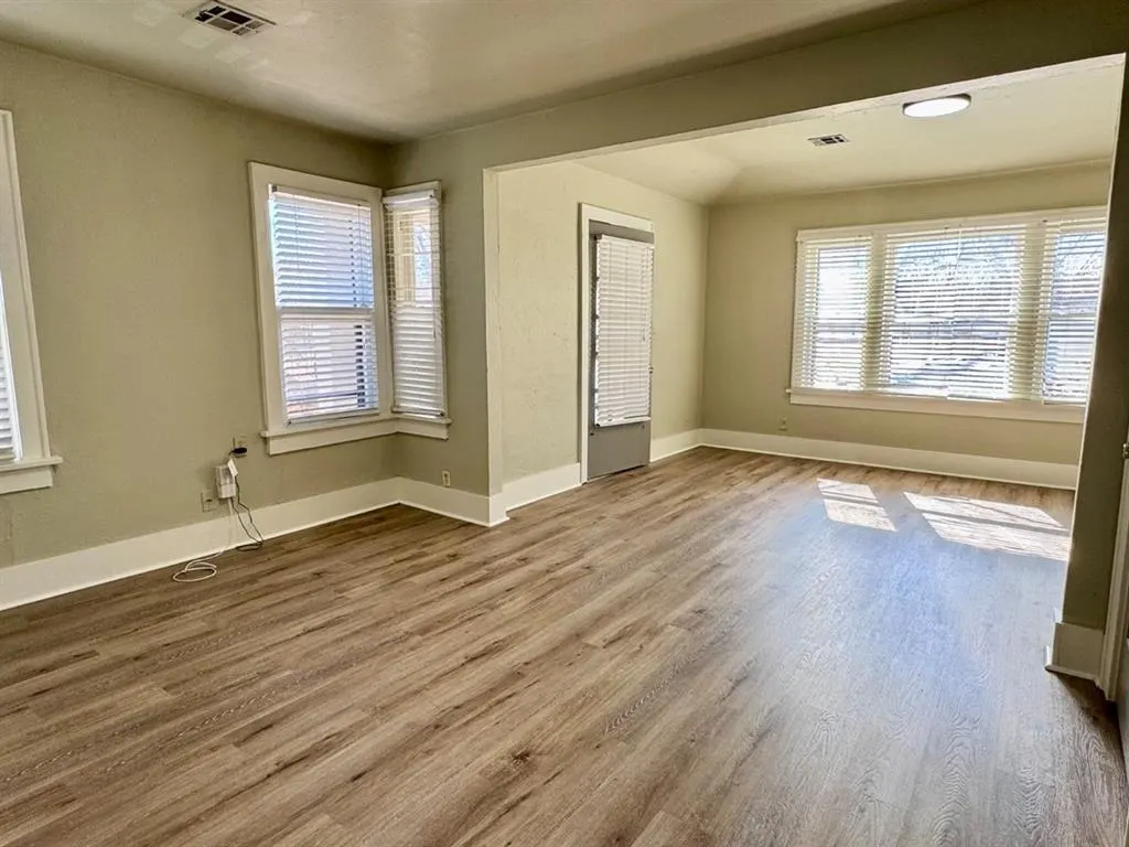 Photo 3 — 2521 NW 12th Street, Oklahoma City, OK 73107