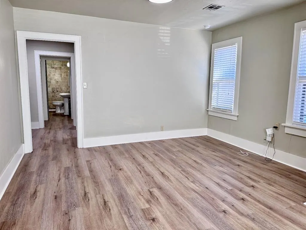 Photo 8 — 2521 NW 12th Street, Oklahoma City, OK 73107