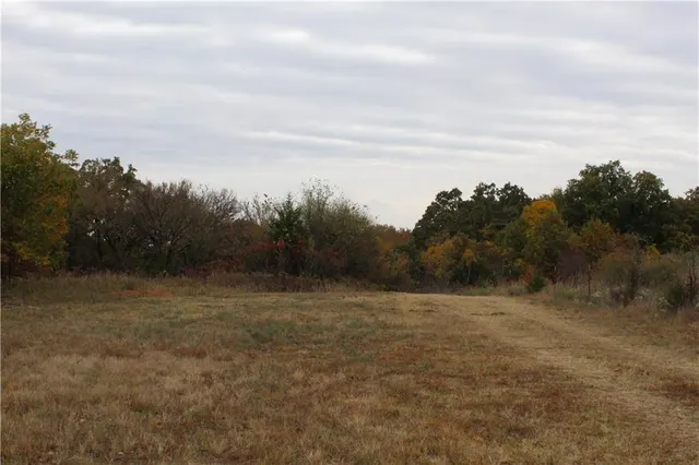 Photo 2 — 344921 E 850 Road, Chandler, OK 74834