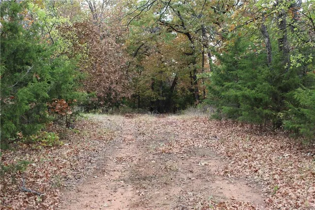 Photo 3 — 344921 E 850 Road, Chandler, OK 74834