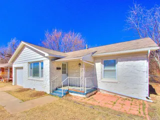 Sold home at 2017 Churchill Way