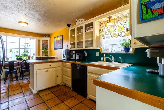Photo 6 — 921 Schulze Drive, Norman, OK 73071