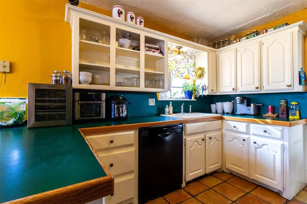 Photo 7 — 921 Schulze Drive, Norman, OK 73071