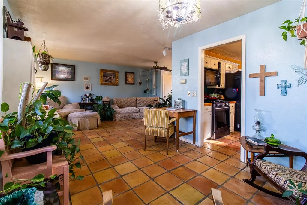 Photo 10 — 921 Schulze Drive, Norman, OK 73071