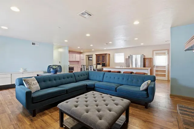 Photo 6 — 4937 S Woodward Avenue, Oklahoma City, OK 73119