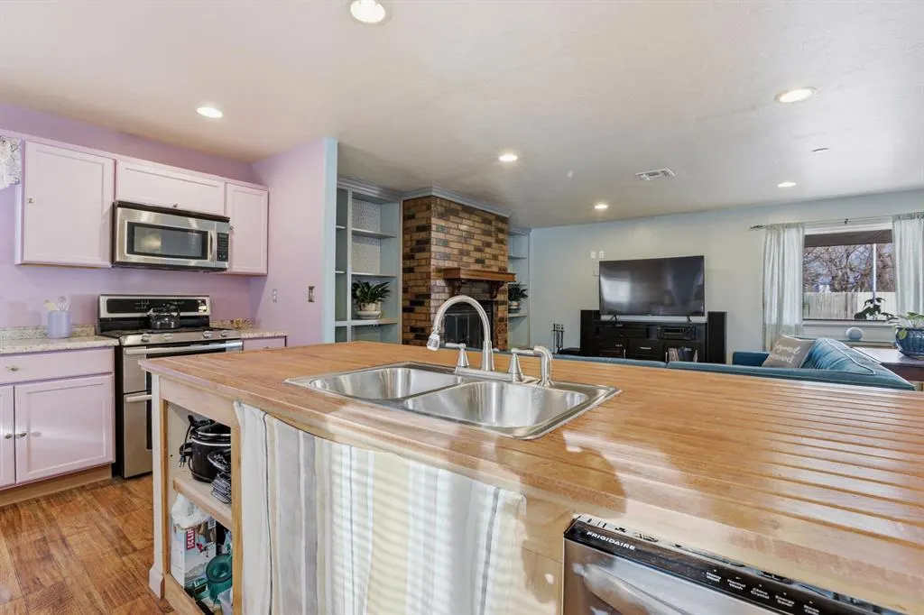 Photo 10 — 4937 S Woodward Avenue, Oklahoma City, OK 73119