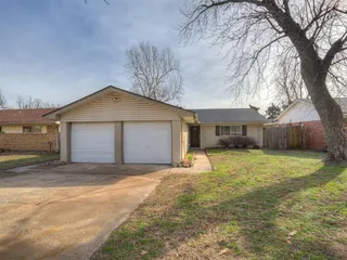Sold home at 2900 N Moulton Drive