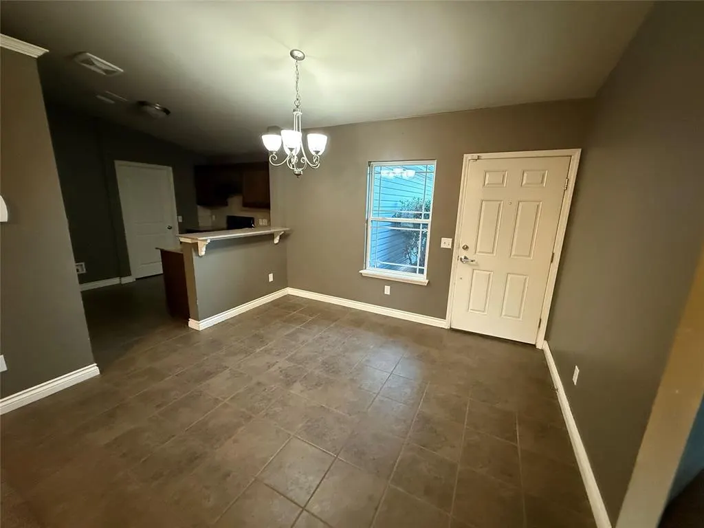 Photo 3 — 15229 Stillwind Drive, Oklahoma City, OK 73170