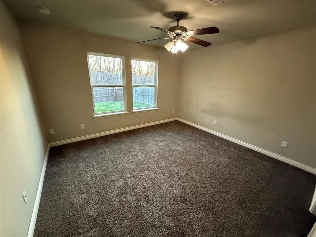 Photo 5 — 15229 Stillwind Drive, Oklahoma City, OK 73170
