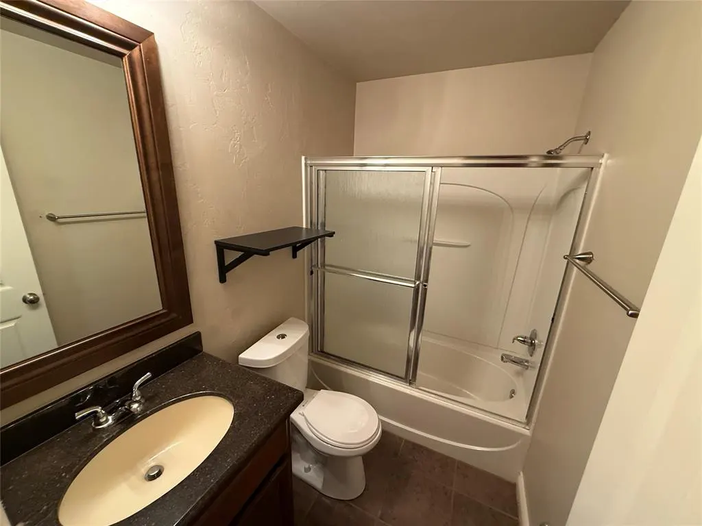 Photo 10 — 15229 Stillwind Drive, Oklahoma City, OK 73170