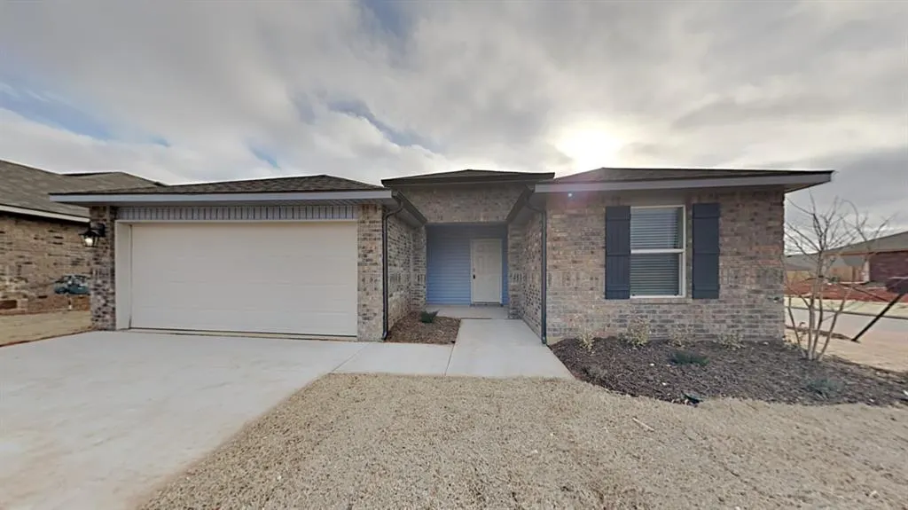 Front exterior — 14200 Little Brook Drive, Piedmont, OK 73078
