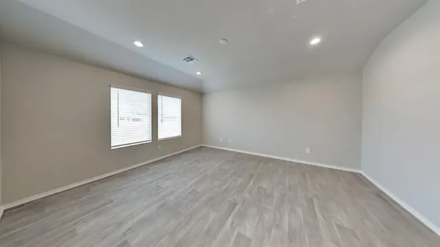 Photo 4 — 14200 Little Brook Drive, Piedmont, OK 73078