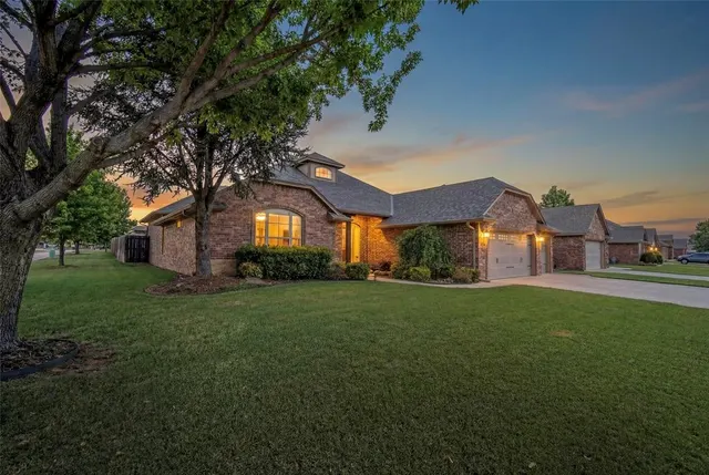 Front exterior — 3025 SW 140th Street, Oklahoma City, OK 73170