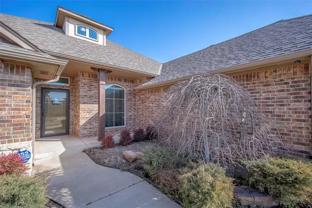 Photo 4 — 3025 SW 140th Street, Oklahoma City, OK 73170