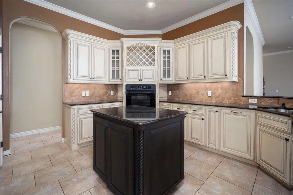 Photo 10 — 3025 SW 140th Street, Oklahoma City, OK 73170