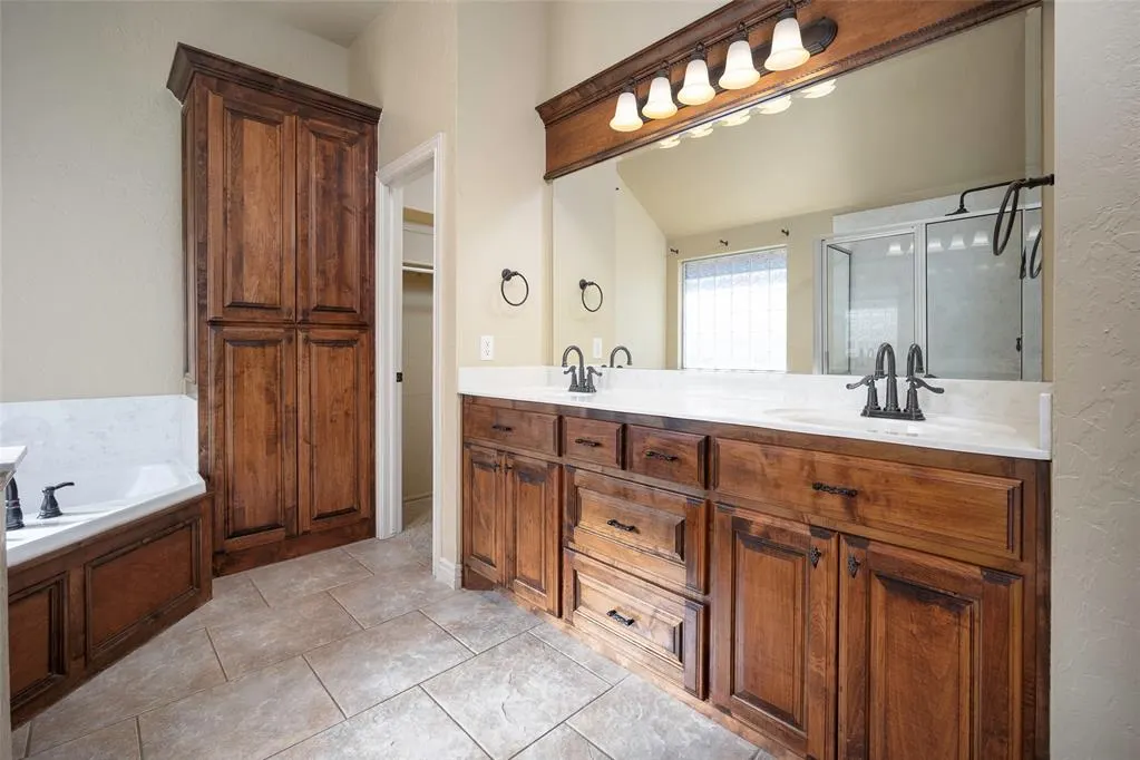 Photo 27 — 3025 SW 140th Street, Oklahoma City, OK 73170