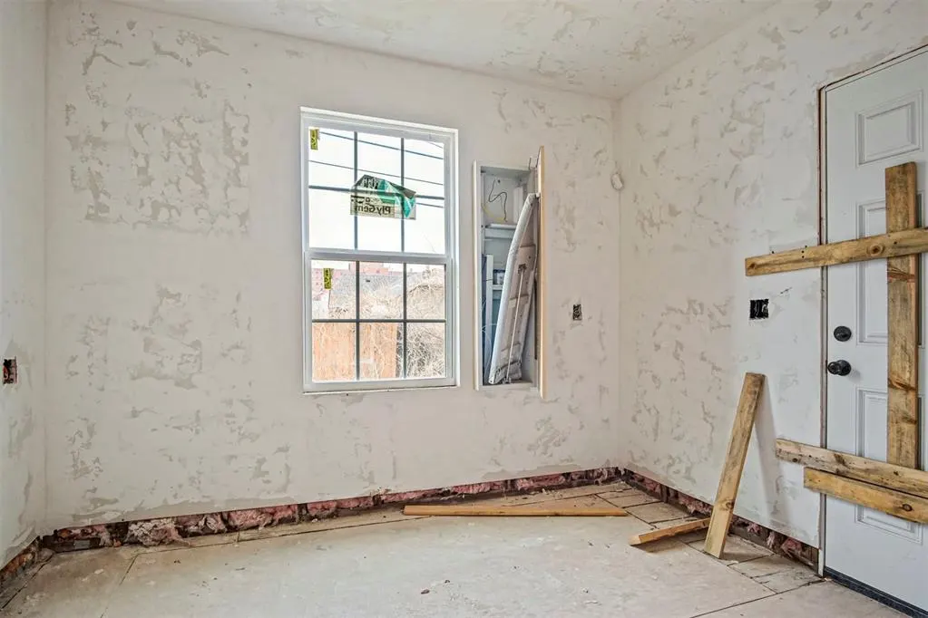 Photo 11 — 940 East Drive, Oklahoma City, OK 73105