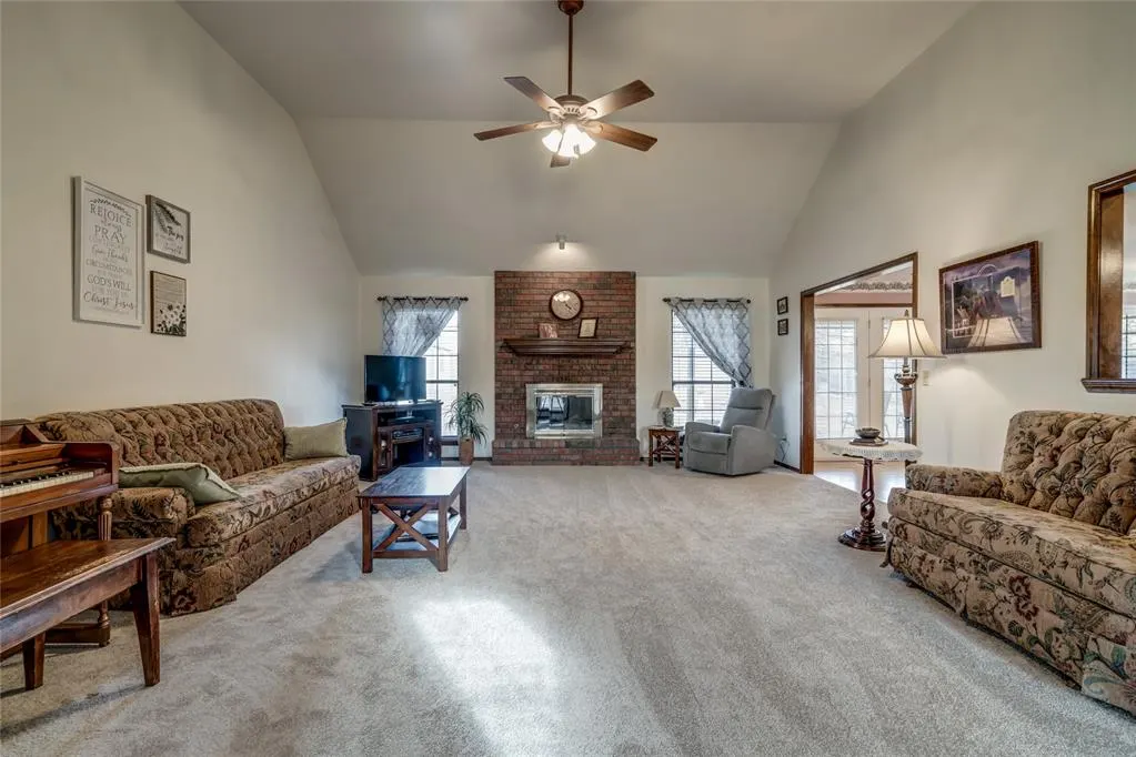 Photo 3 — 3404 N Flamingo Avenue, Bethany, OK 73008
