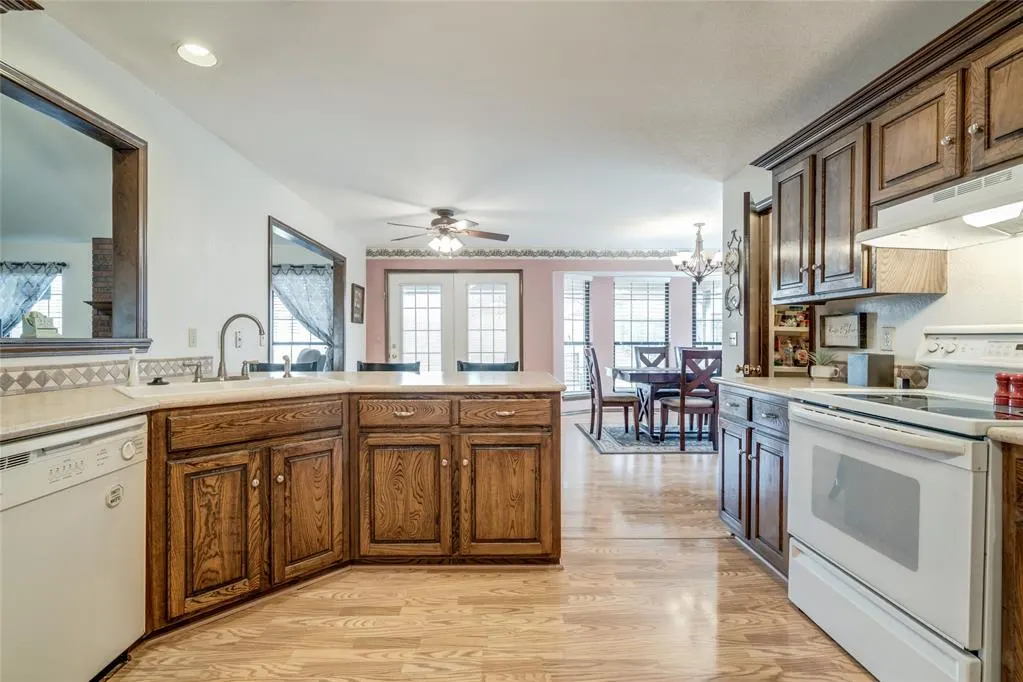 Photo 8 — 3404 N Flamingo Avenue, Bethany, OK 73008