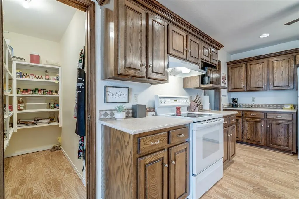 Photo 12 — 3404 N Flamingo Avenue, Bethany, OK 73008