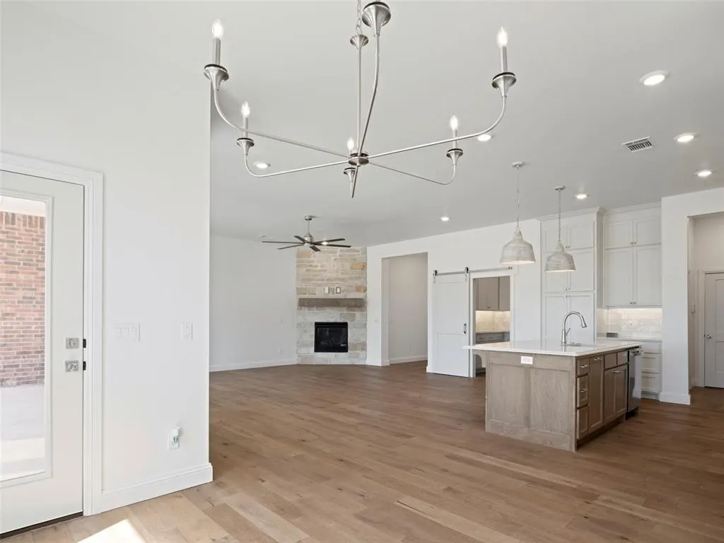 Photo 12 — 9216 SW 92nd Street, Mustang, OK 73064