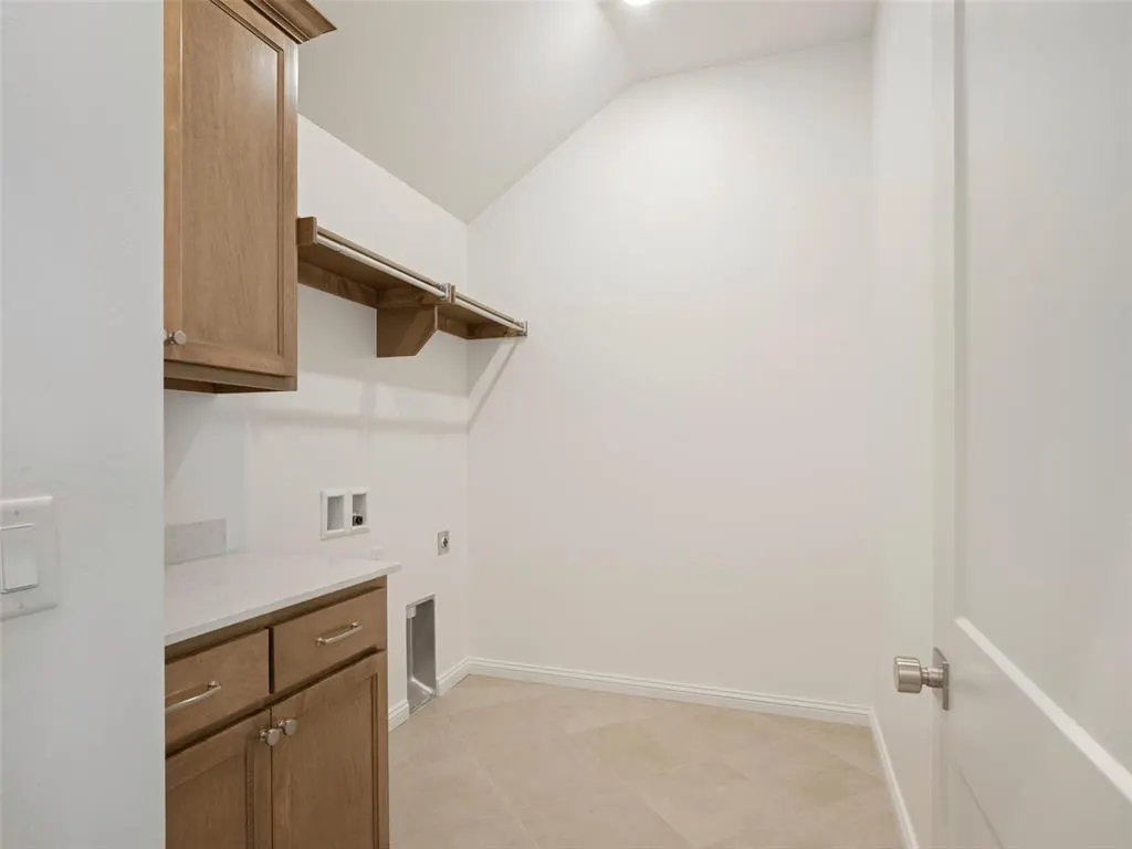 Photo 17 — 9216 SW 92nd Street, Mustang, OK 73064