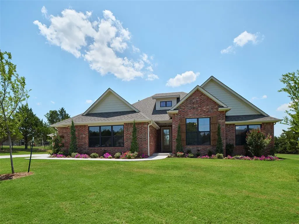 Front exterior — 9216 SW 92nd Street, Mustang, OK 73064