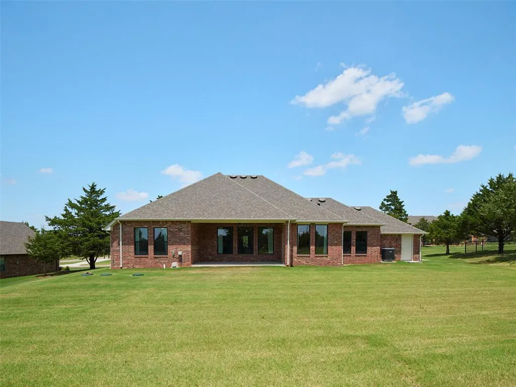 Photo 40 — 9216 SW 92nd Street, Mustang, OK 73064