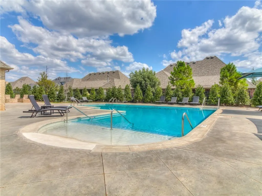 Photo 19 — 16421 Burgundy West Drive, Edmond, OK 73013