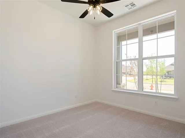 Photo 5 — 7901 NW 163rd Street, Oklahoma City, OK 73013