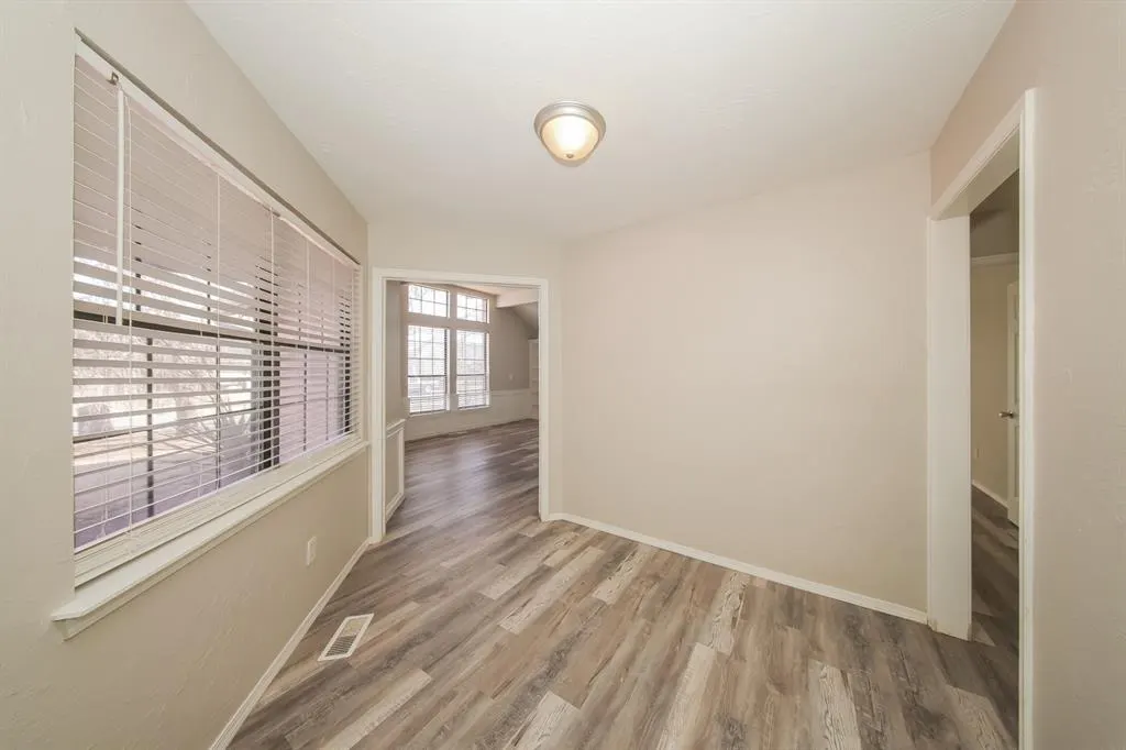 Photo 10 — 11901 Blue Moon Avenue, Oklahoma City, OK 73162