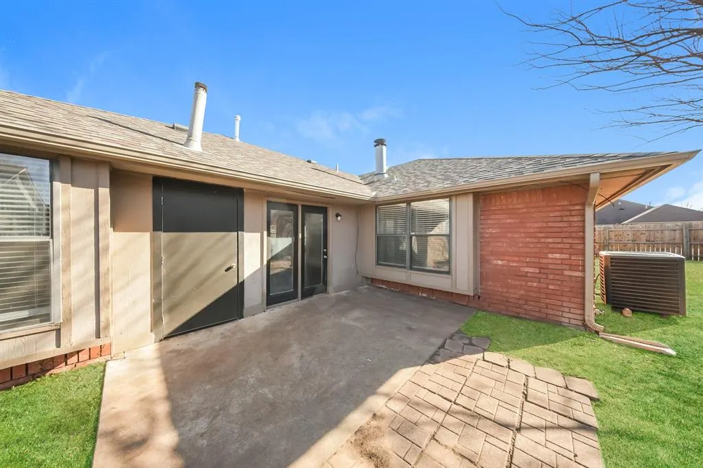 Photo 19 — 11901 Blue Moon Avenue, Oklahoma City, OK 73162